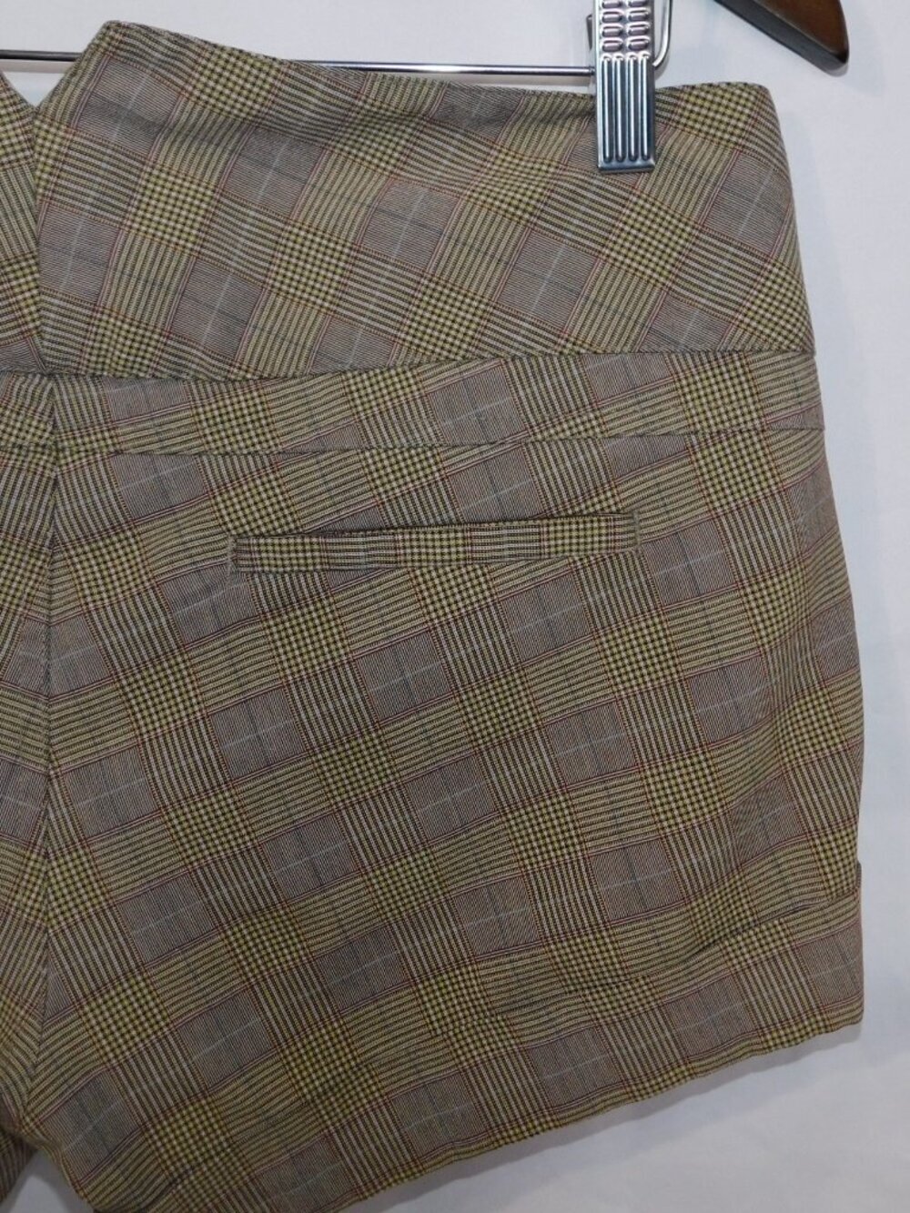 Celebrity Pink Low Rise Glen Plaid Tan Brown 3" Mini Shorts Womens junior 11 - Picture 7 of 7